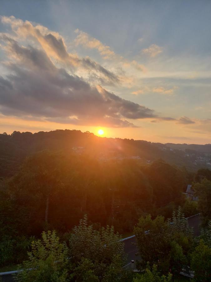 Excelente Apto 2D Com Suite E Belo Por Do Sol Gramado Exterior foto